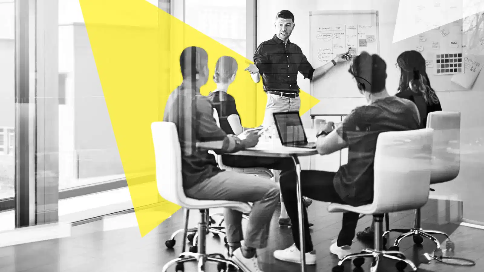 Marketing és értékesítés – Rázva, nem keverve!